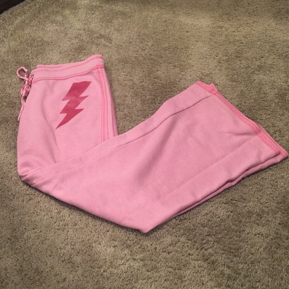 Victoria's Secret Pink flare sweat pants!