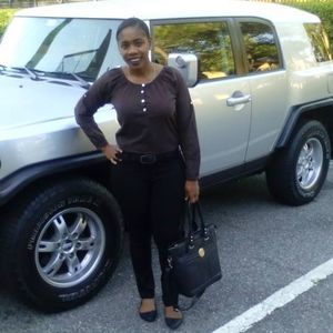 Meet your Posher, Lisa