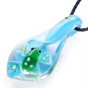 Handmade glass frog pendant