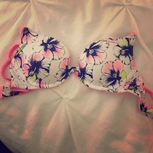 Victoria's Secret wear everywhere push-up
