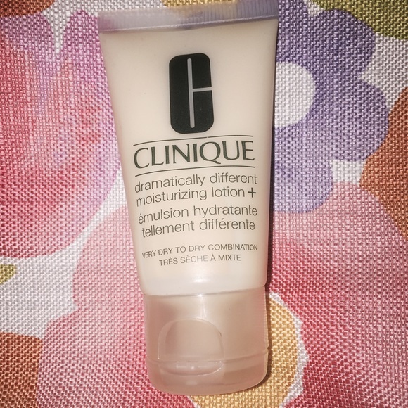 Clinique Dramatically Different Moisturizer