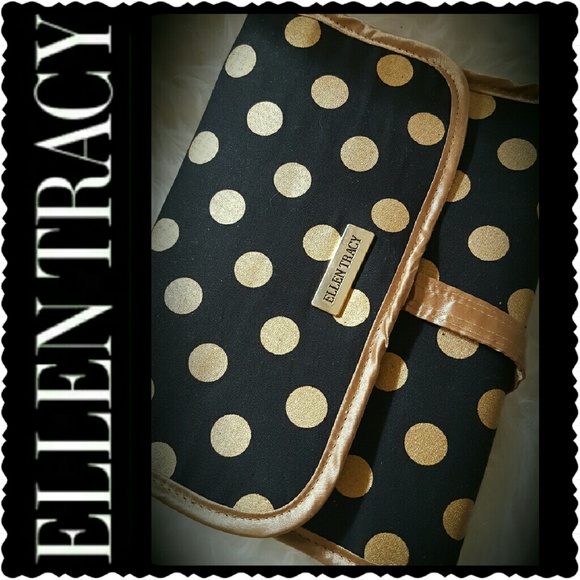 Ellen Tracy Handbags - Ellen Tracy Travel Organizer