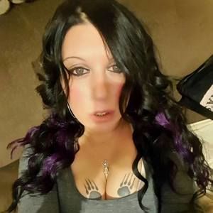 Meet your Posher, Charissa