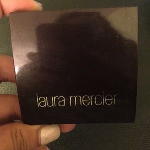 Laura Mercier Secret Camouflage concealer!