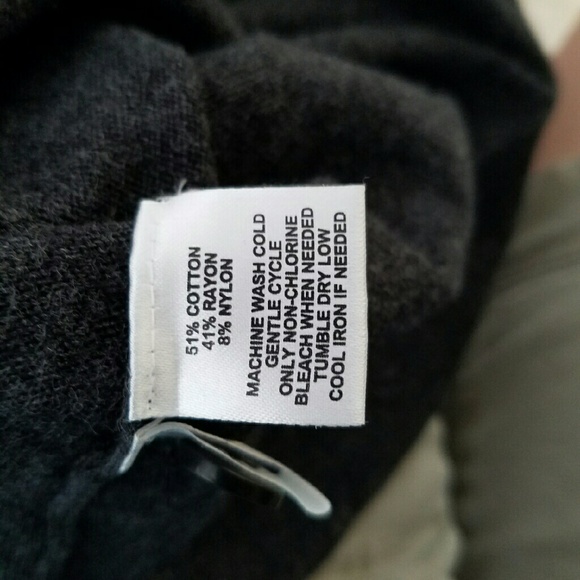 Sweater - Picture 4 of 4