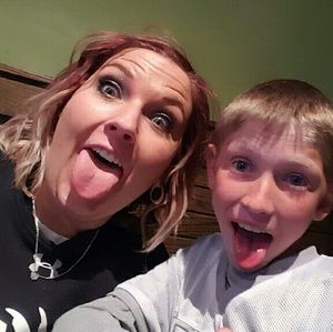 Meet your Posher, Leslie