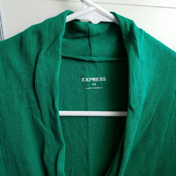 Top - Picture 2 of 2