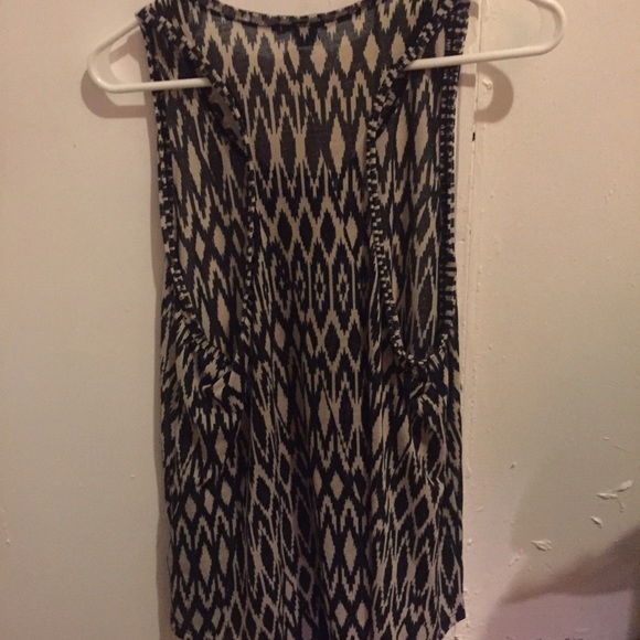 H&M tank - Picture 2 of 3