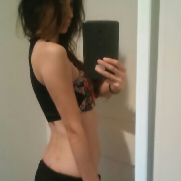 Closing TODAY ♦MinkPink Bikini Top - Picture 4 of 4