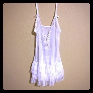 Brides slip, size small