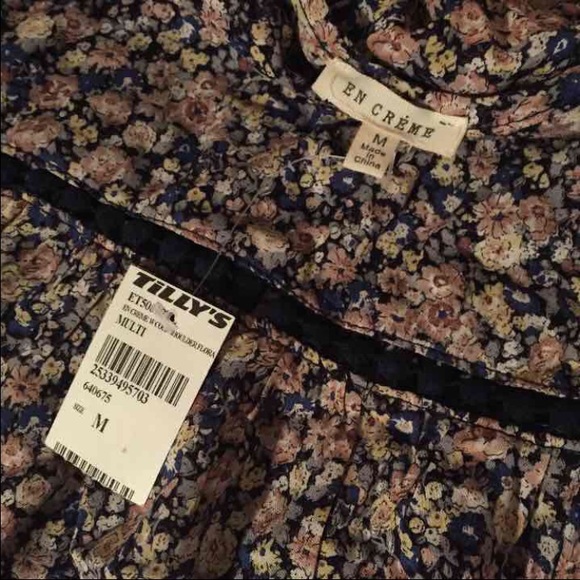 En Crème Cold Shoulder Multi floral Dress - Picture 2 of 4