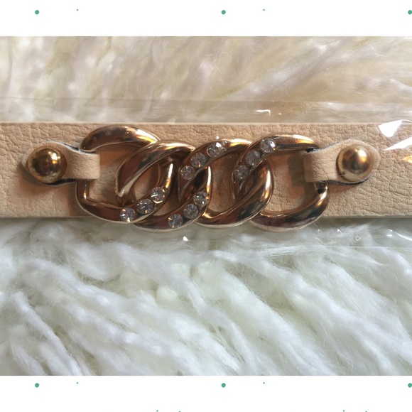 Gold Chain Faux Leather Bracelet - Picture 4 of 4