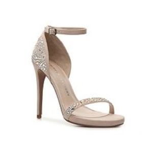 Chinese laundry "Babydoll" sandal - Soft Blush🔥🔥