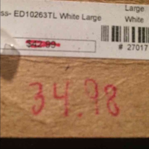 White lace dress - Picture 4 of 4