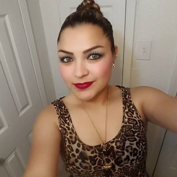 Meet your Posher, Blanca - Picture 1 of 1