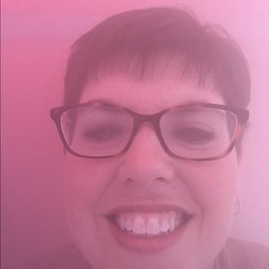 Meet your Posher, Angela