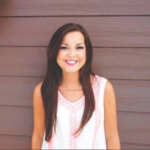 Meet your Posher, Chloe