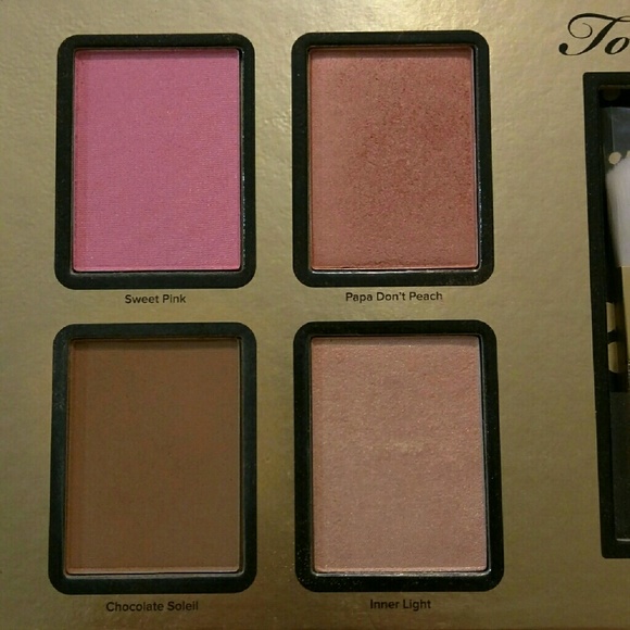 Too Faced Everything Nice Palette - Picture 3 of 4