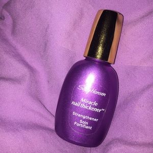 Sally Hansen Miracle Nail Strengthener