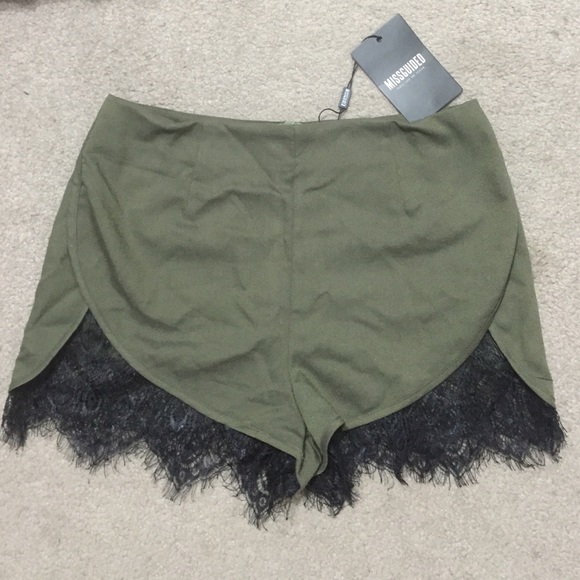 Missguided Granada Lace Hem Runner Shorts