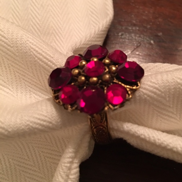 Ring - Picture 2 of 2