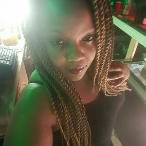 Meet your Posher, Shawan