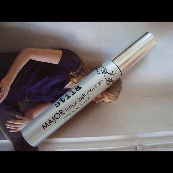 🆕Stila major MAJOR Lash Mascara🎀Full Size in BLK - Picture 1 of 4