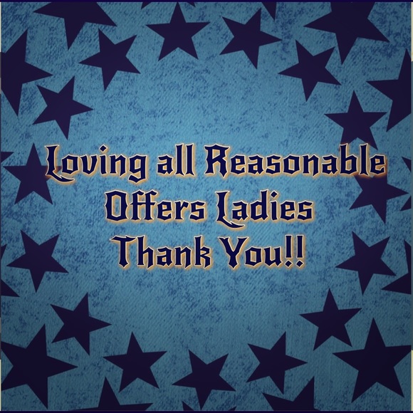 Thank you Poshers for supporting my small closet❤️