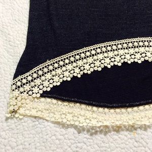 NWT Abercrombie & Fitch crochet detail tee