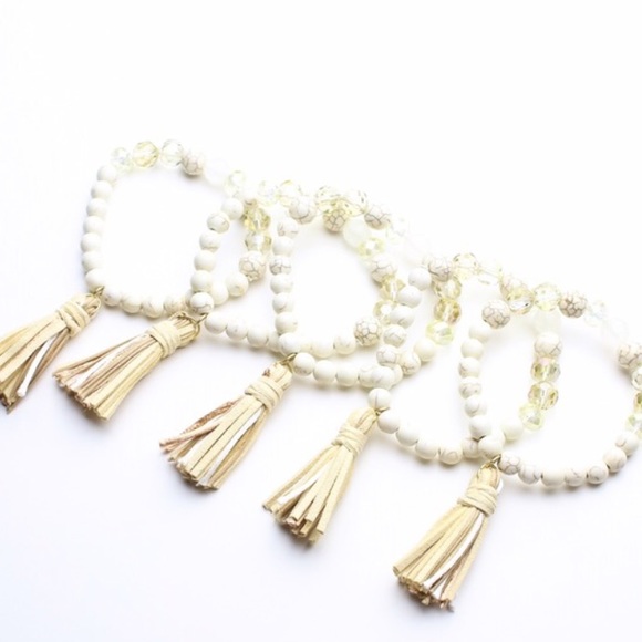 Sold Out 🎉HP🎉 Bohemian Beaded Tassel Bracelet - Picture 4 of 4