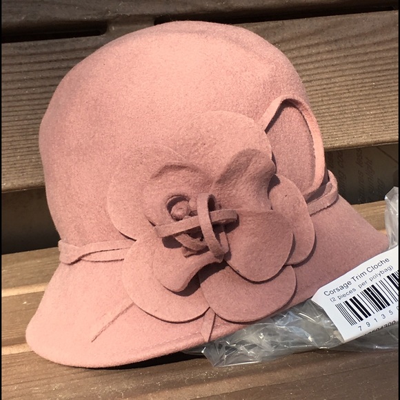 TRADED in BUNDLE 1900's Corsage Cloche Hat (NEW) - Picture 2 of 4