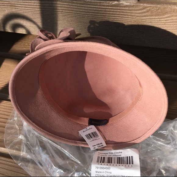 TRADED in BUNDLE 1900's Corsage Cloche Hat (NEW) - Picture 4 of 4