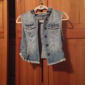 Cut off jean jacket