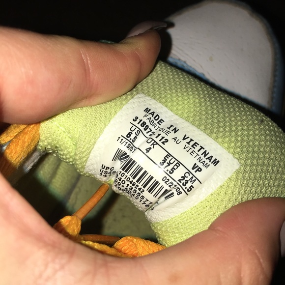 women's nike - Picture 4 of 4