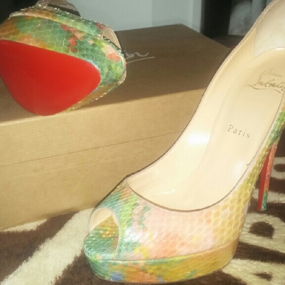 Christian Louboutin Python Peeptoe Pumps - Picture 3 of 4