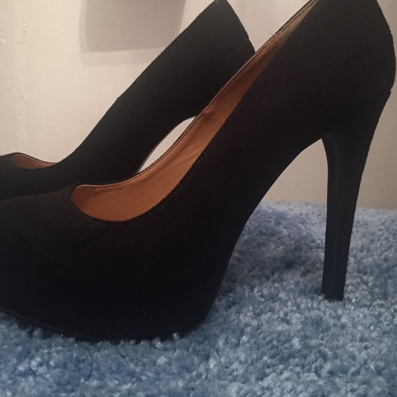 Black High Heels