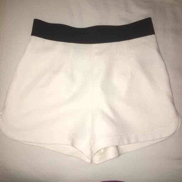 Bebe shorts