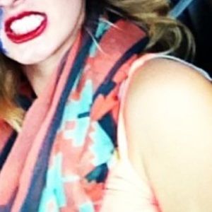 Meet your Posher, Jocelyn