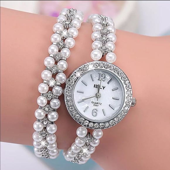 Elegant Pearl Chain Double Wrap Bracelet Watch