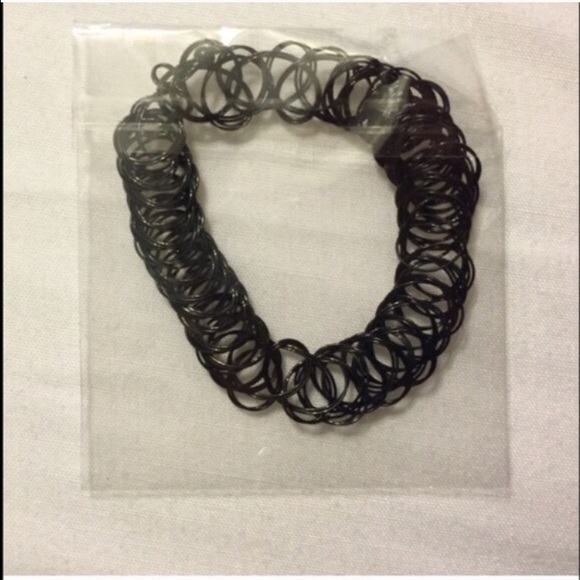 90s Tattoo Choker necklace - Picture 3 of 7