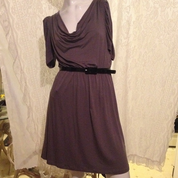 🎁Forever 21 beautiful midi dress 👗