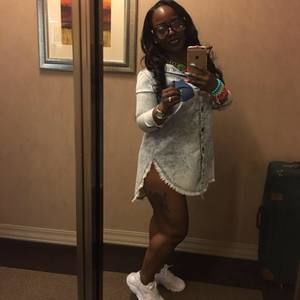 Meet your Posher, Lynika