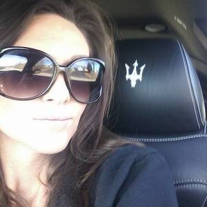 Meet your Posher, Lacy