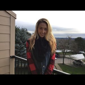 Meet your Posher, Lindsey