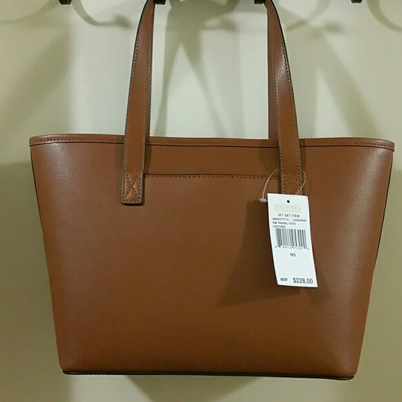 NWT Michael Kors Brown Leather Tote!!!! - Picture 3 of 4