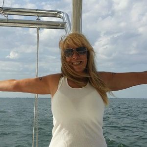 Meet your Posher, Kim