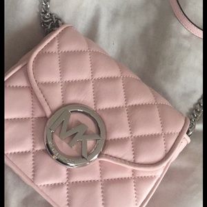 Michael kors cross body