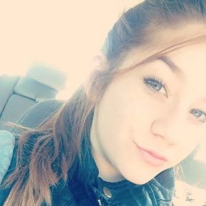 Meet your Posher, Ester