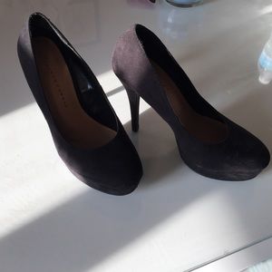 Last chance! Lauren Conrad black heels NWOT