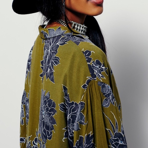 ⏳1 day sale⏳Free People floral shirt dress - Picture 4 of 4